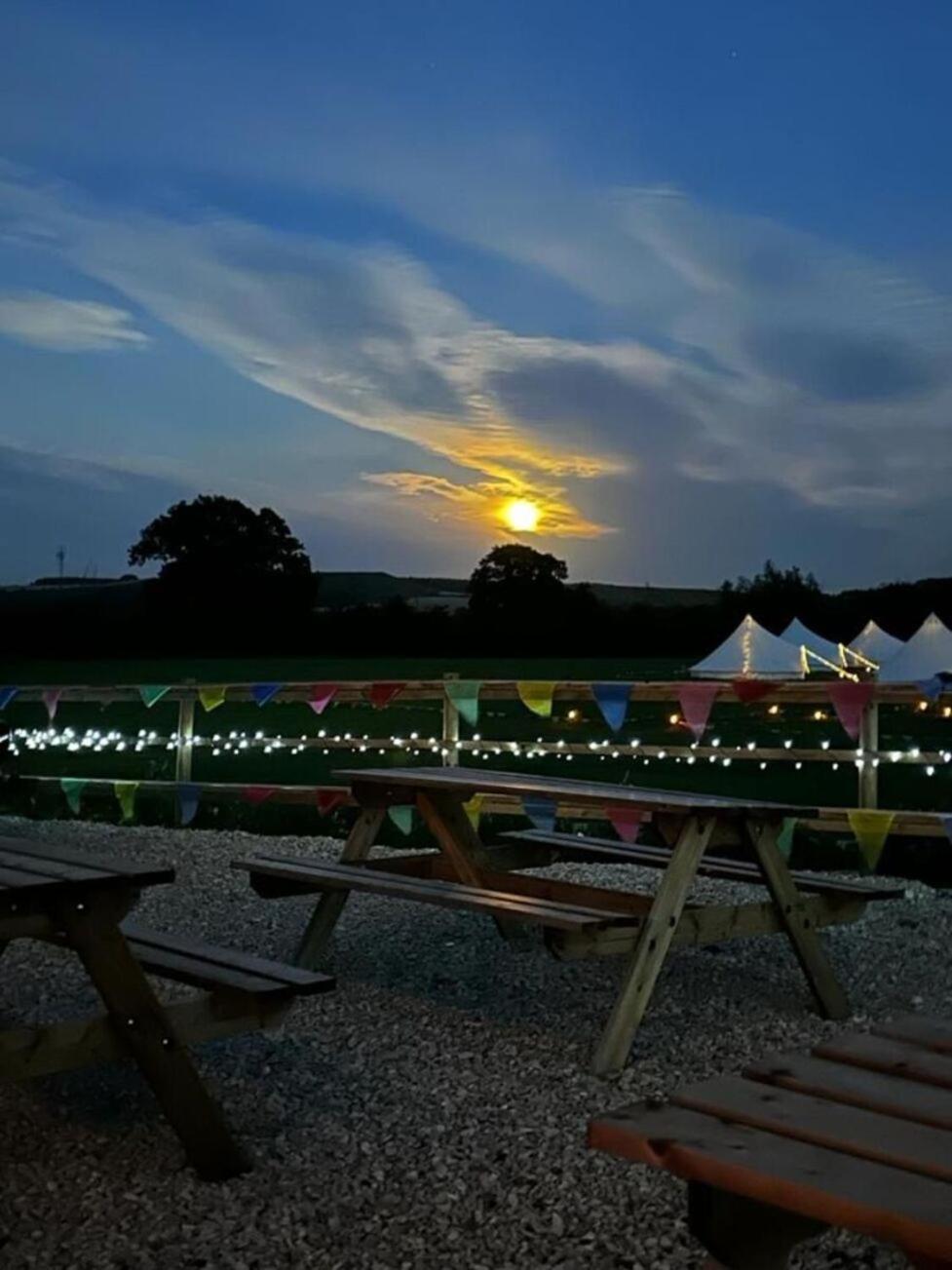 Country View Camping Bratton ภายนอก รูปภาพ